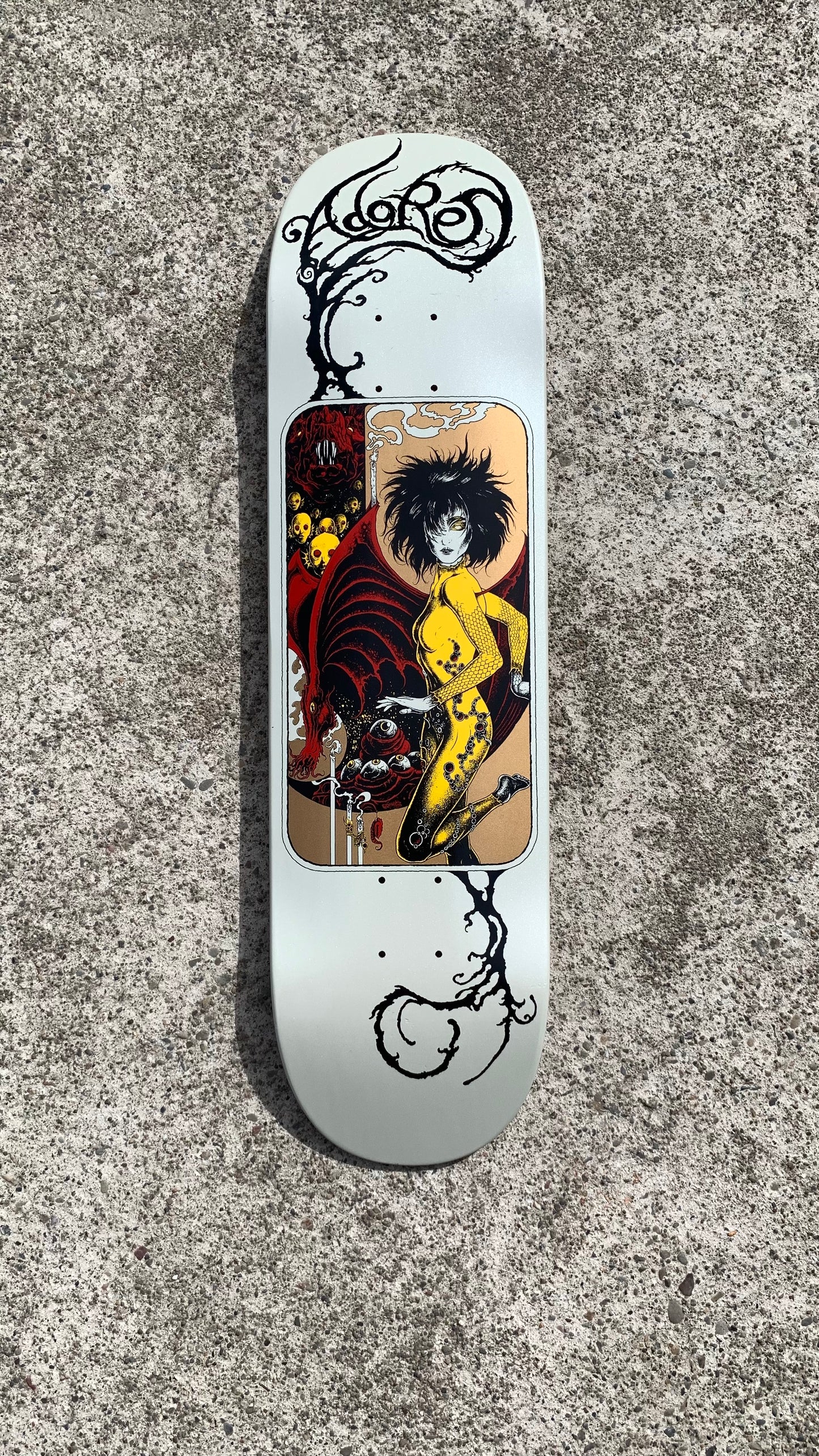 FANTASTIC PLANET SKATEBOARD 8.38