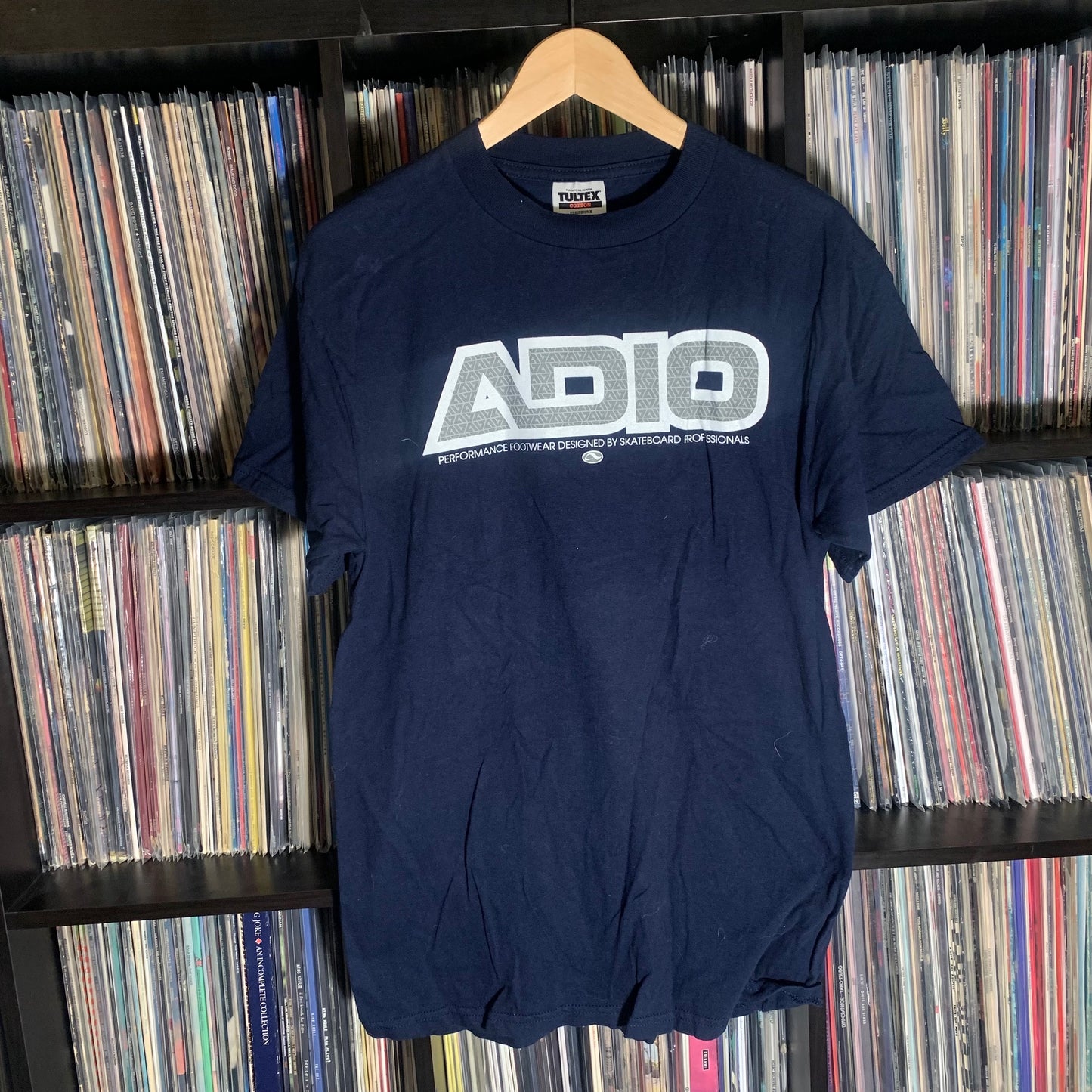 Adio Shoes Shirt Medium