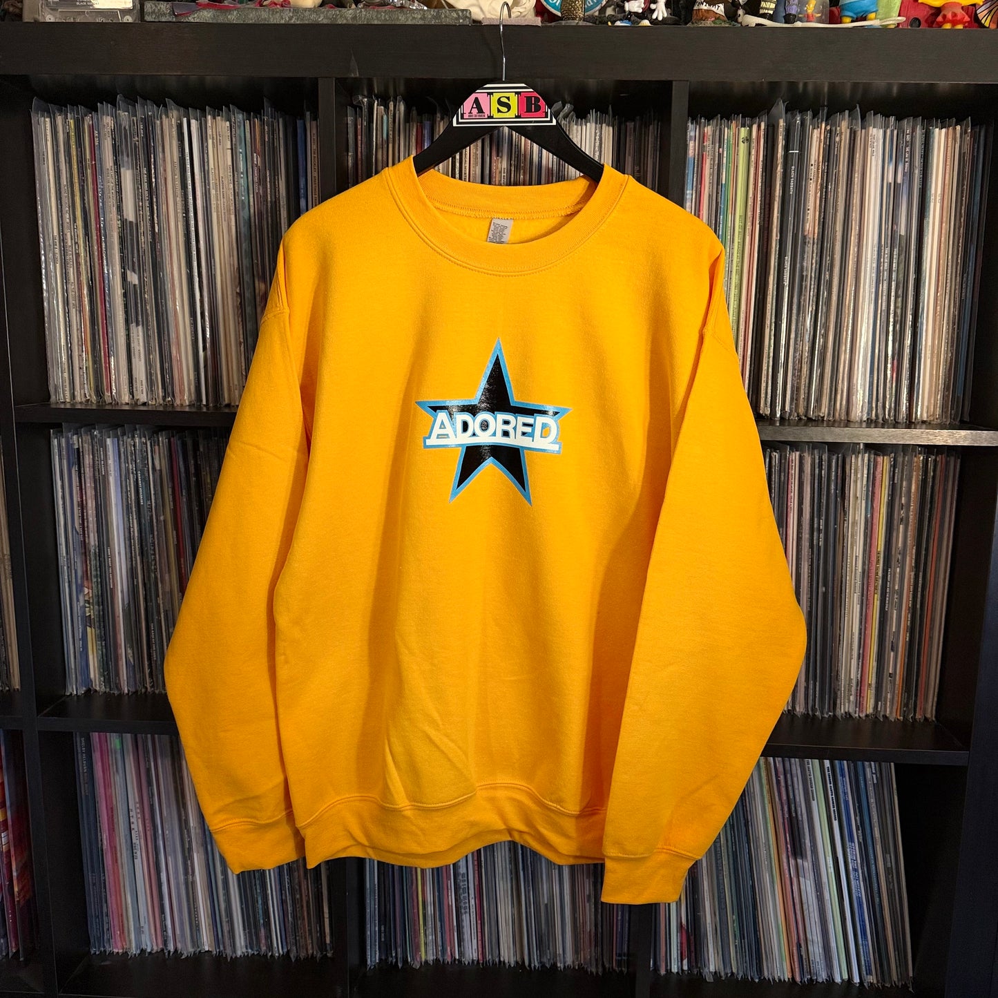 20 SHOT CREWNECK YELLOW/GOLD